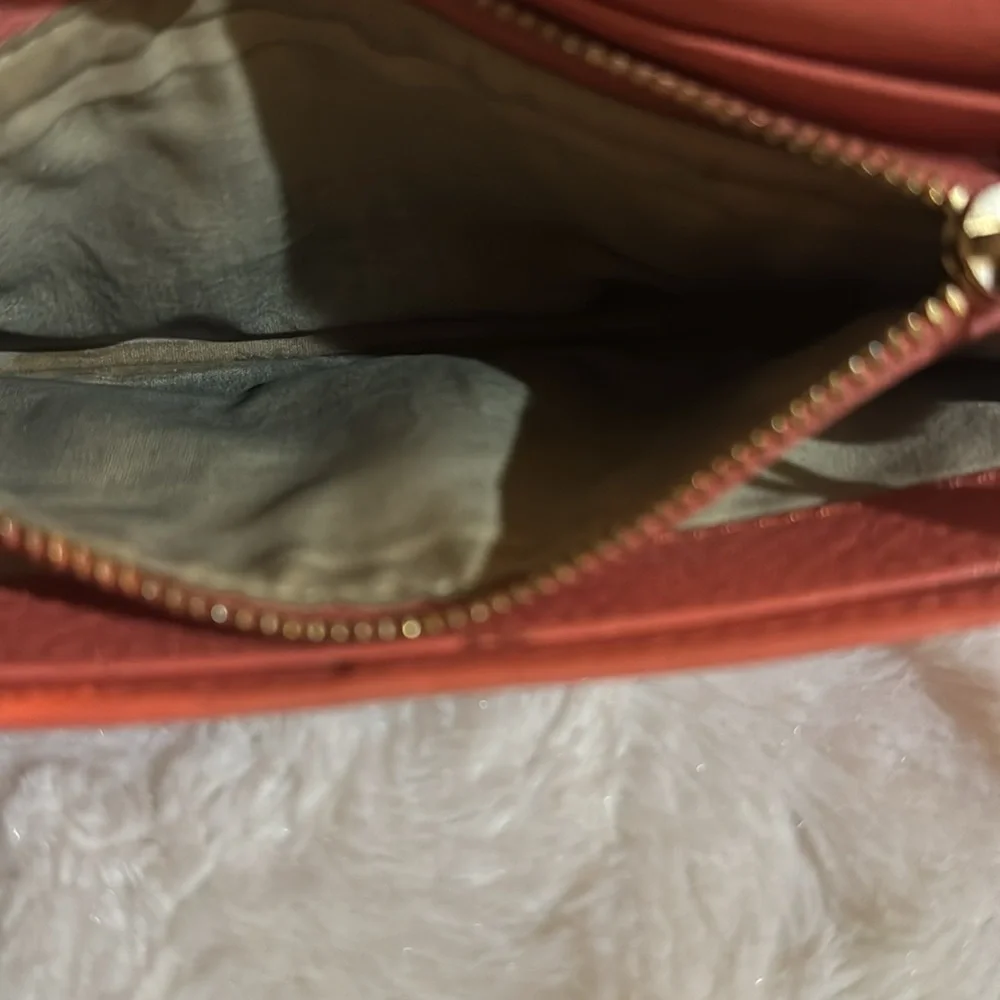 Chloe Peach Wallet With A Snappy Snap Button & Zipper is Zippy - Picture 5 of 16